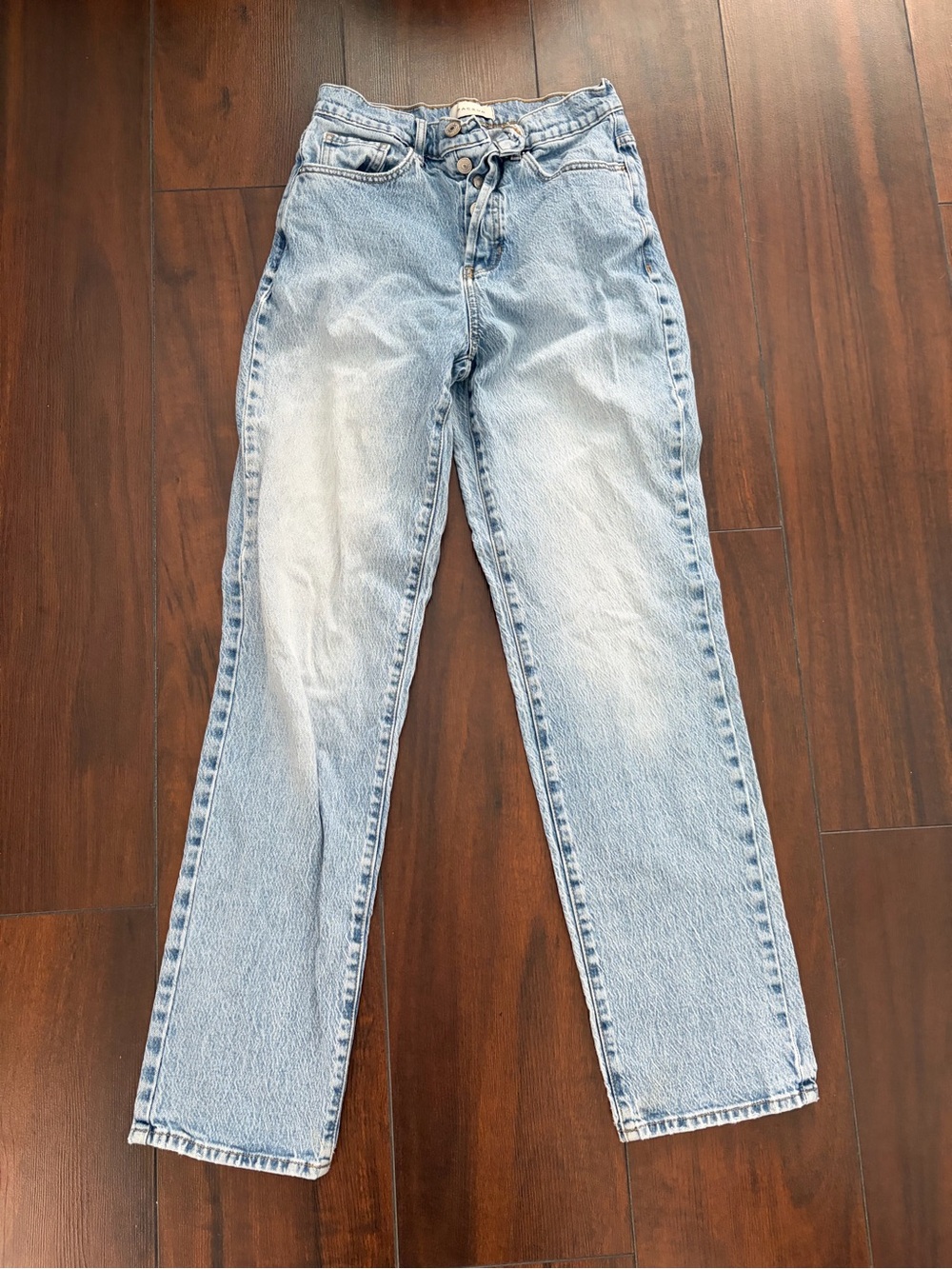 PacSun Light Wash Women's High-Rise Straight Dad Jeans